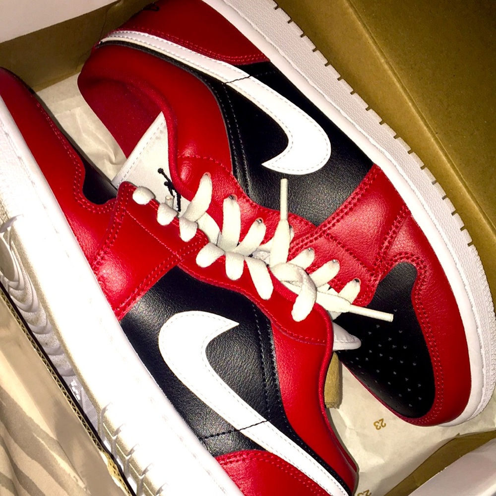 Women’s Air Jordan 1 Low